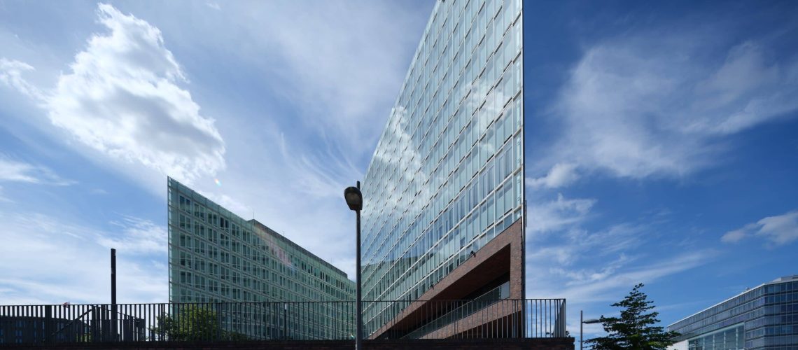 a non-axial perspective of the Spiegel building in Hambur